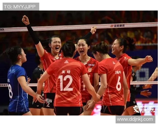 重庆排球队以54分领跑总决赛积分榜展现强劲实力
